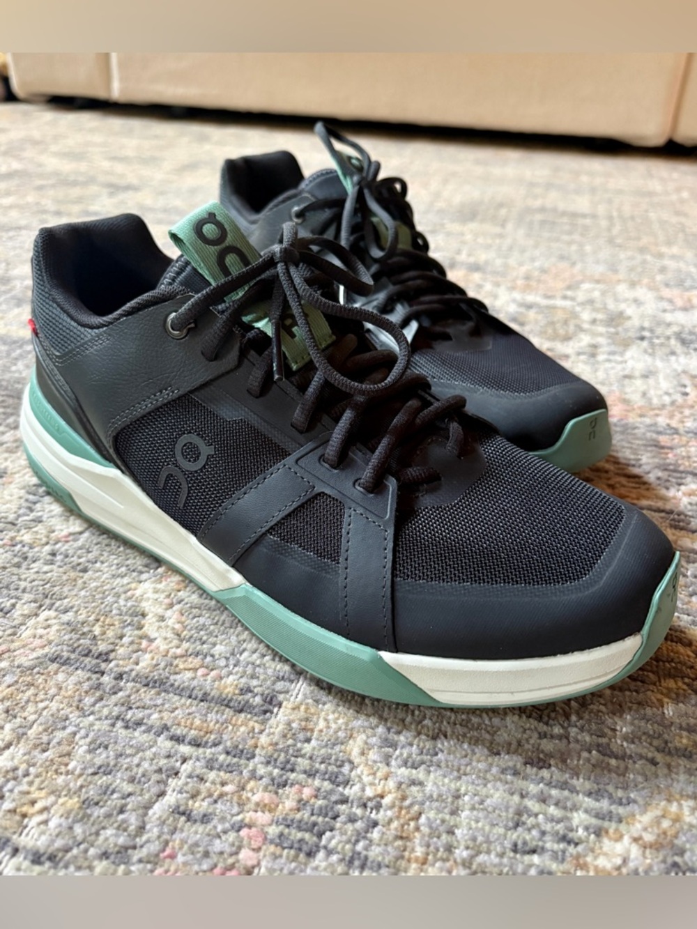 On Running Men’s Roger Clubhouse Pro Sneakers